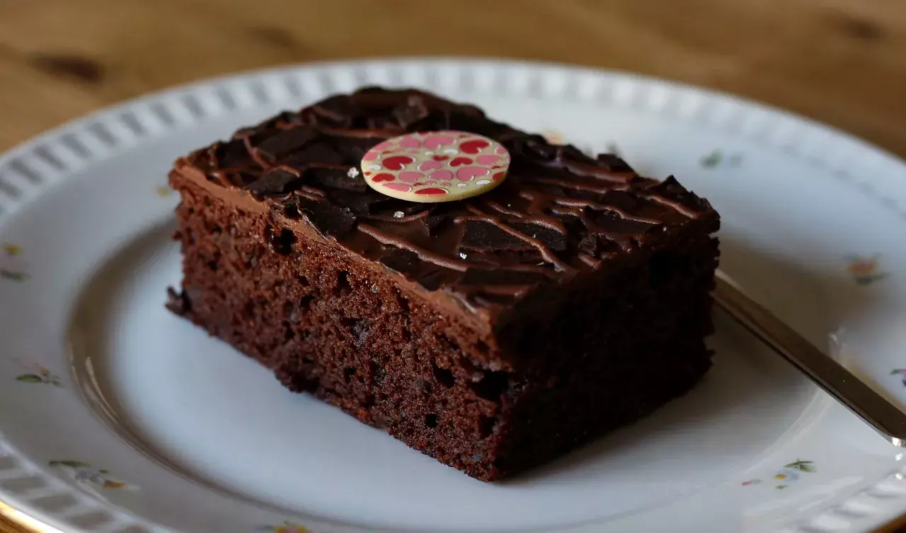 brownie-cake-dessert-in-indian-connection-pizza-menu brownie cake dessert in indian connection pizza menu